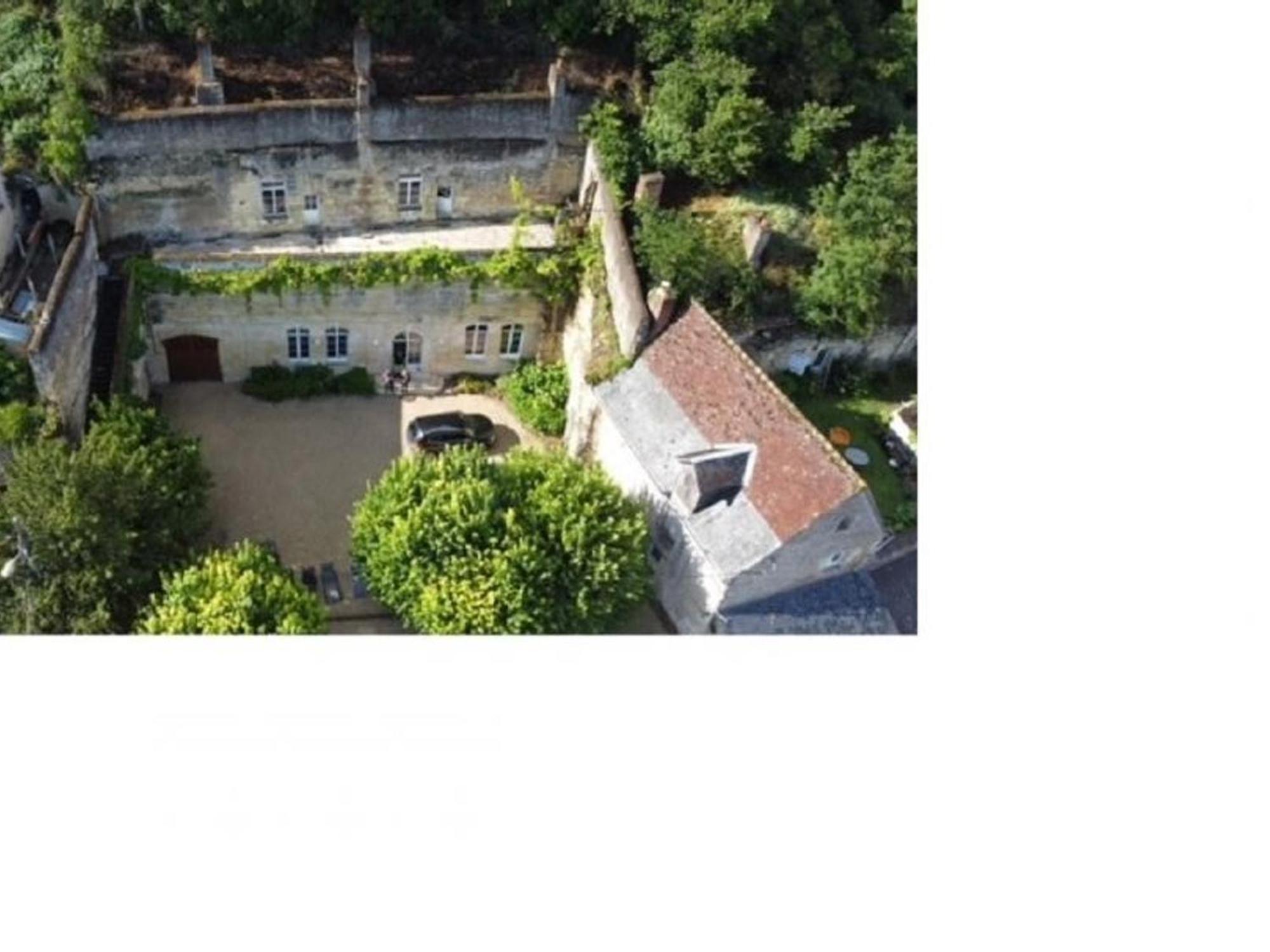 Maison Troglodyte Elegante Avec Spa, Salle De Jeux Et Jardin Clos A Vouvray - Fr-1-381-87 Экстерьер фото