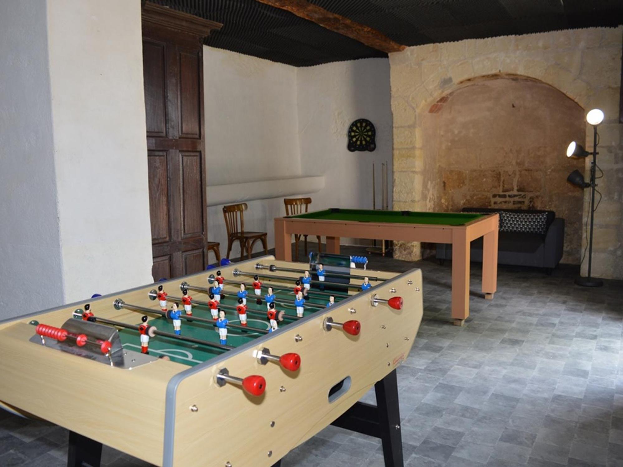 Maison Troglodyte Elegante Avec Spa, Salle De Jeux Et Jardin Clos A Vouvray - Fr-1-381-87 Экстерьер фото
